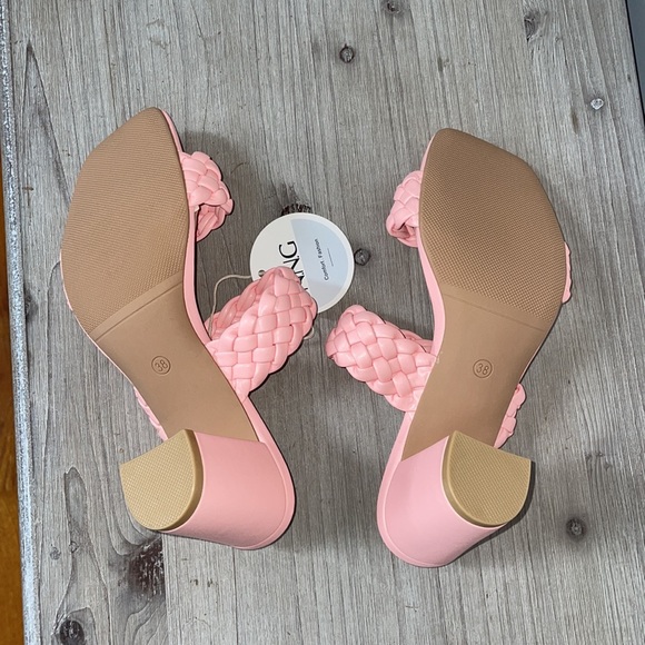 NEW Double Braided Strap Block Heel Sandals - Picture 9 of 11